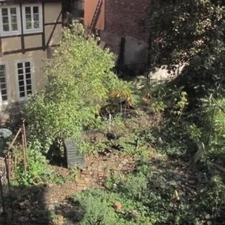 In Mit Garten *
